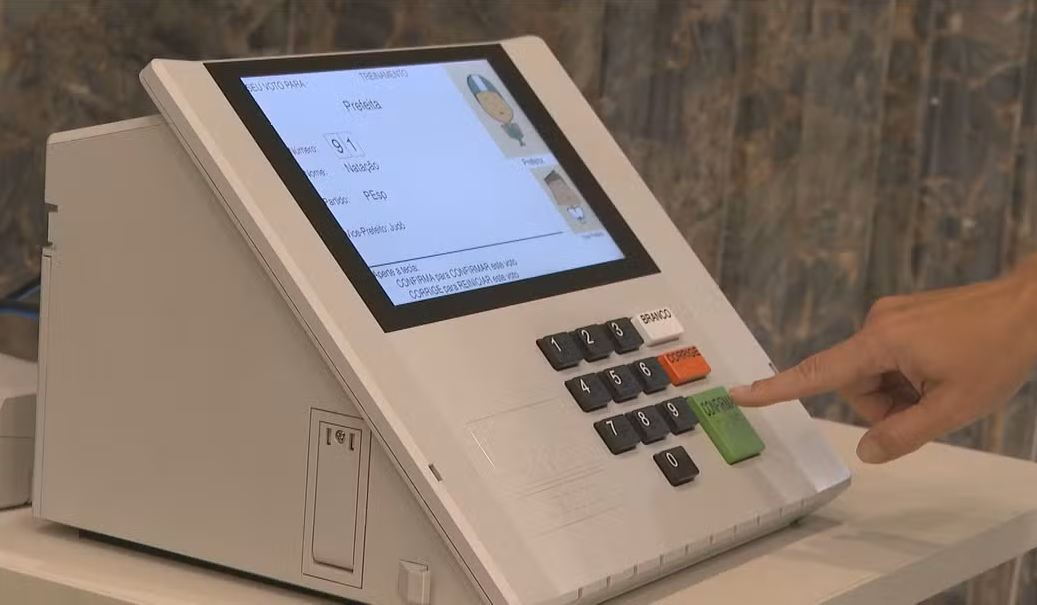 Datafolha divulga nesta sexta-feira primeira pesquisa da eleição presidencial após início da campanha.